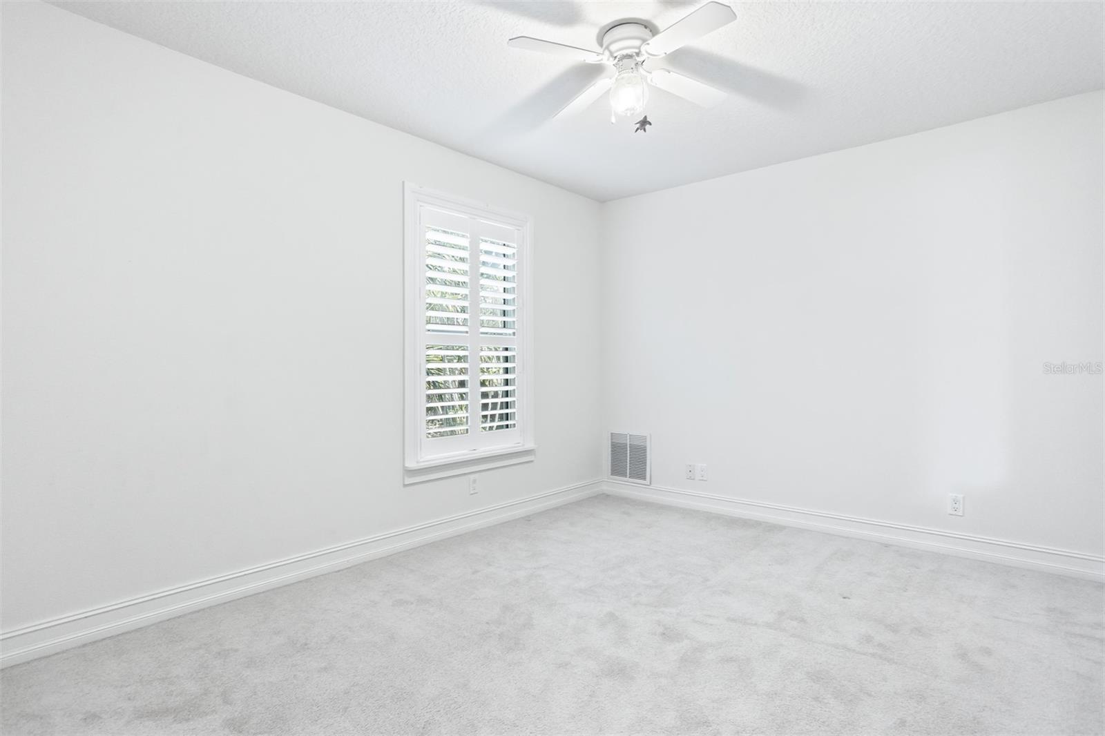 SHIRLEY MANOR SUB - Residential