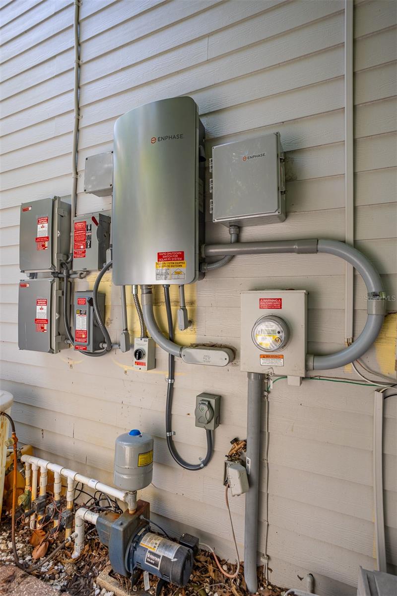 SHIRLEY MANOR SUB - Residential