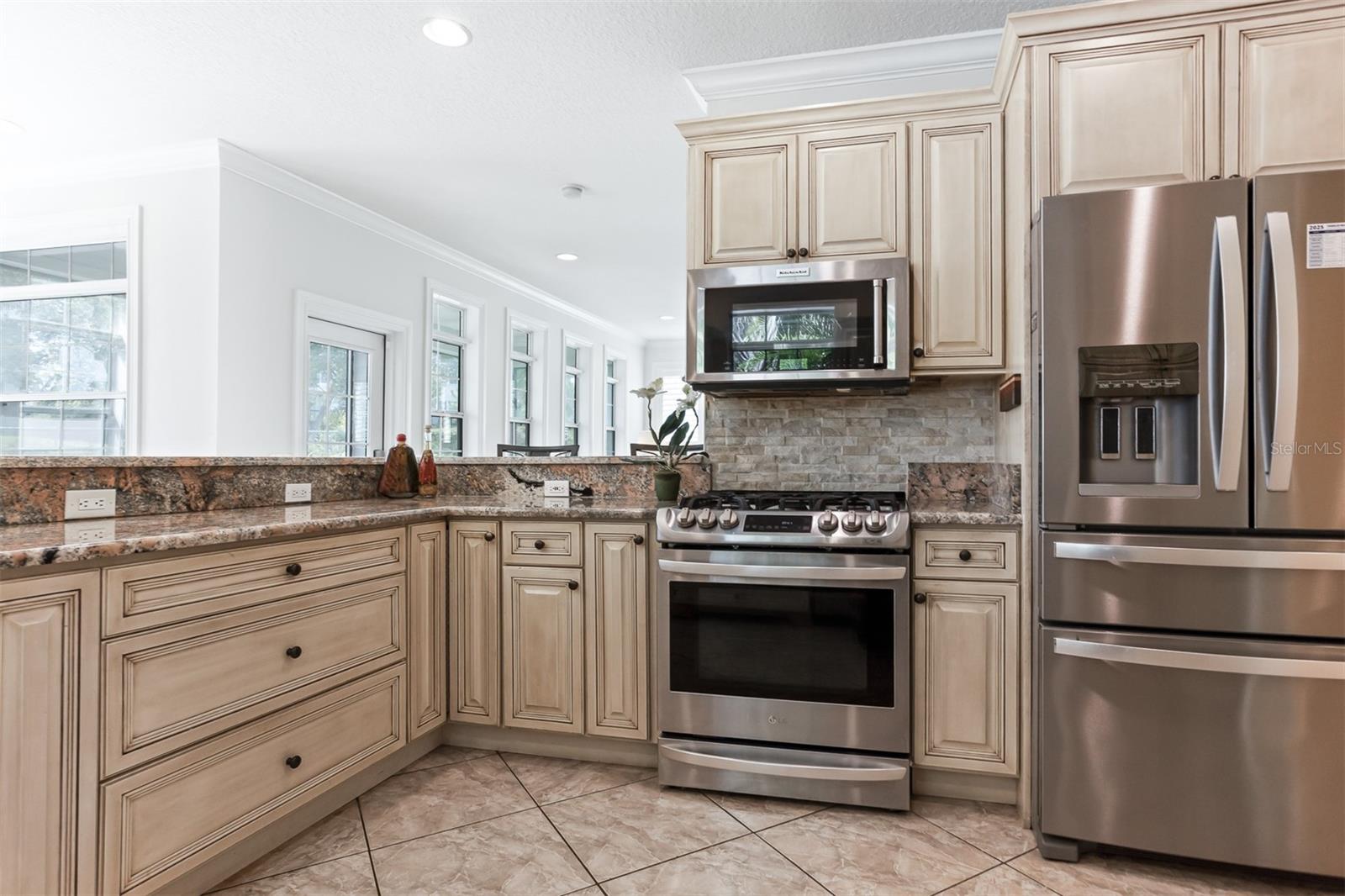 SHIRLEY MANOR SUB - Residential