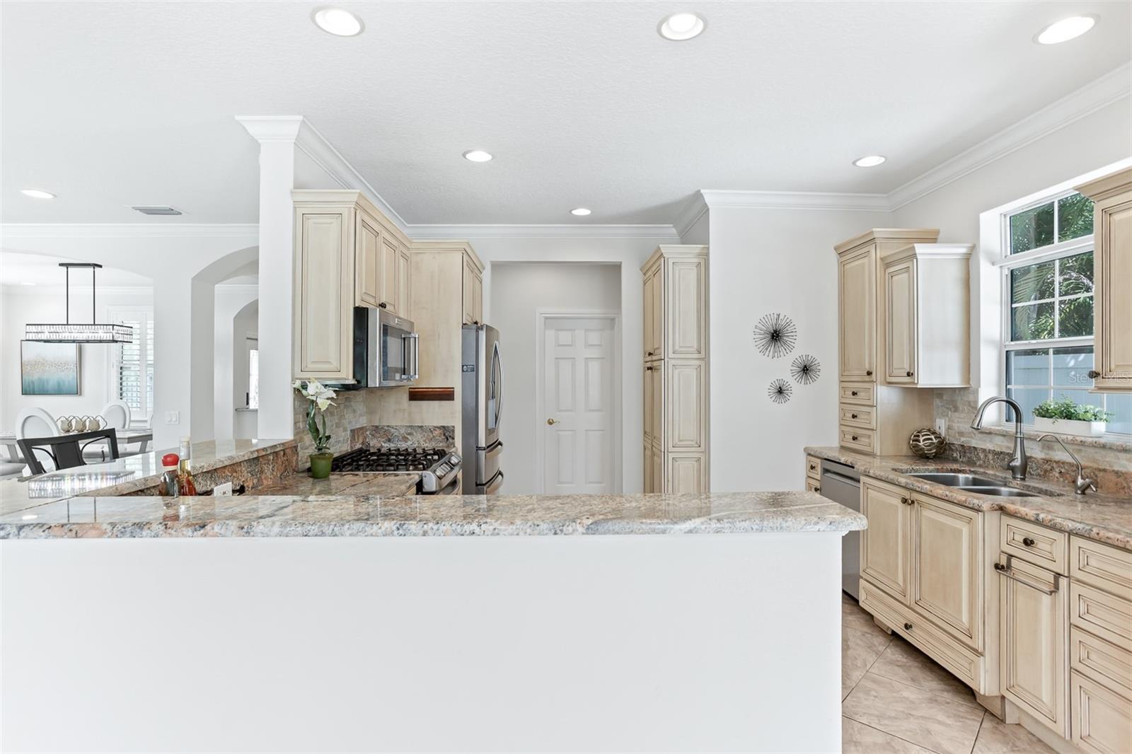 SHIRLEY MANOR SUB - Residential