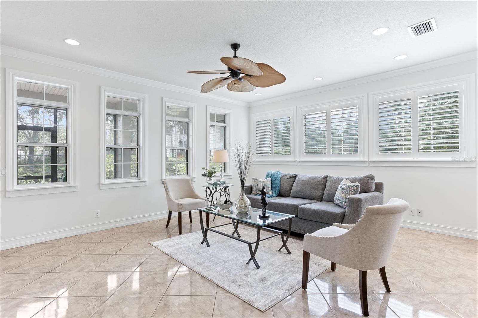 SHIRLEY MANOR SUB - Residential