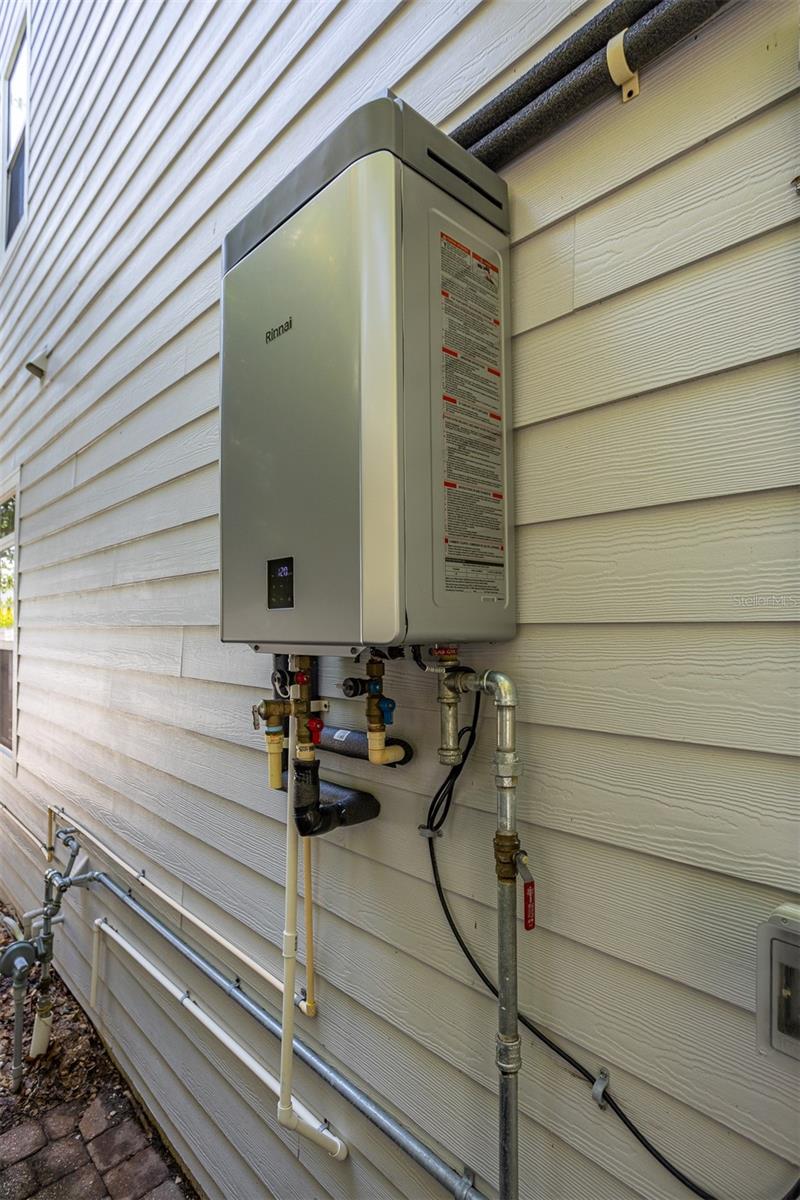 SHIRLEY MANOR SUB - Residential