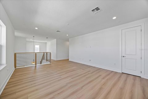 listing image 38