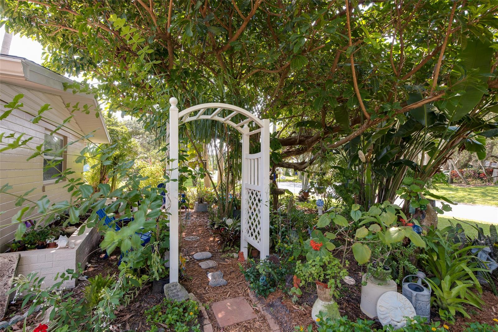 Shady Oaks - Residential