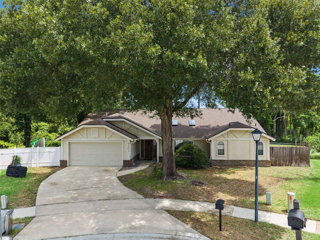 Photo of 5101 Goldenwood Drive, Orlando, FL 32817 (MLS # O6436279)