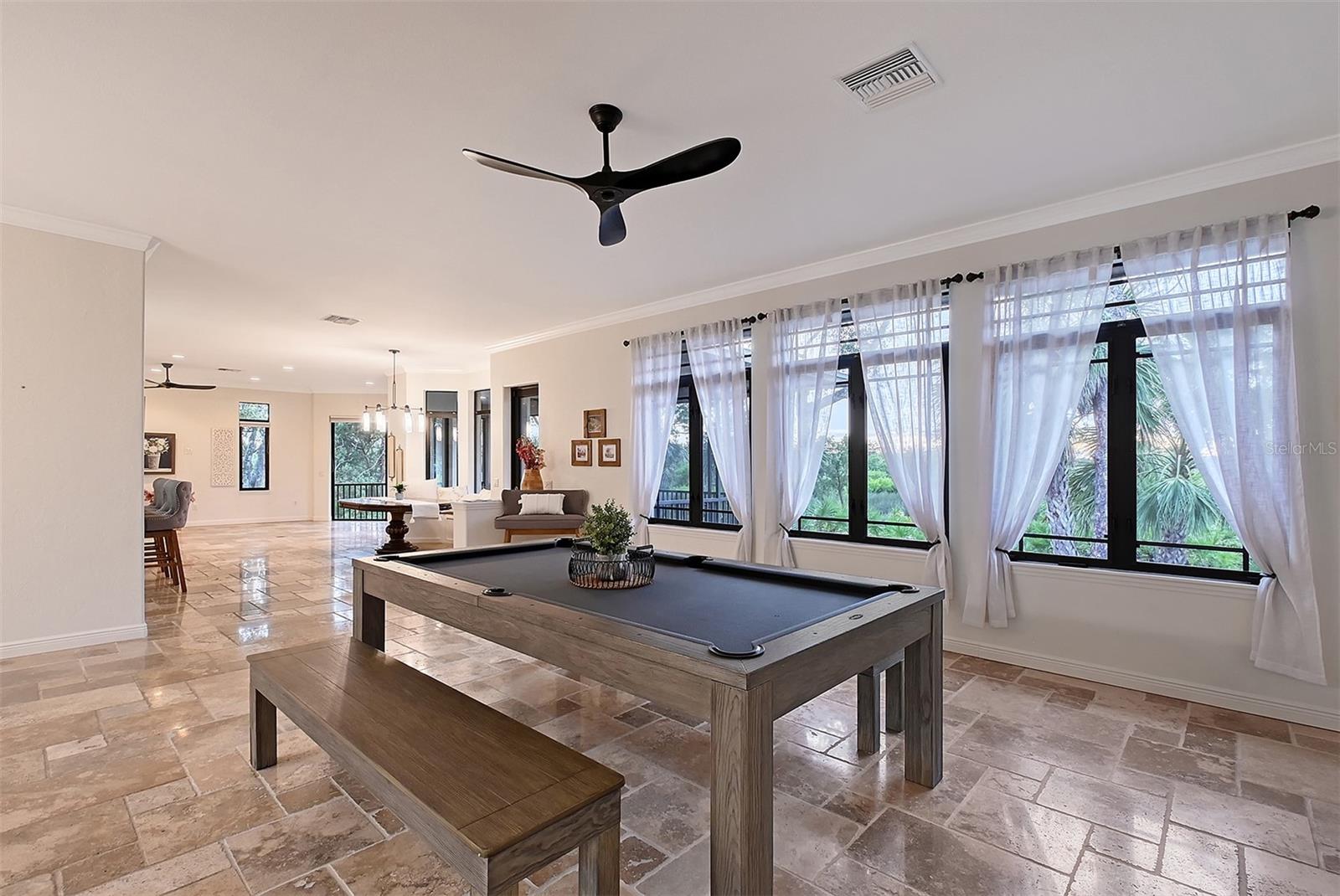 RIVER FOREST - Residential