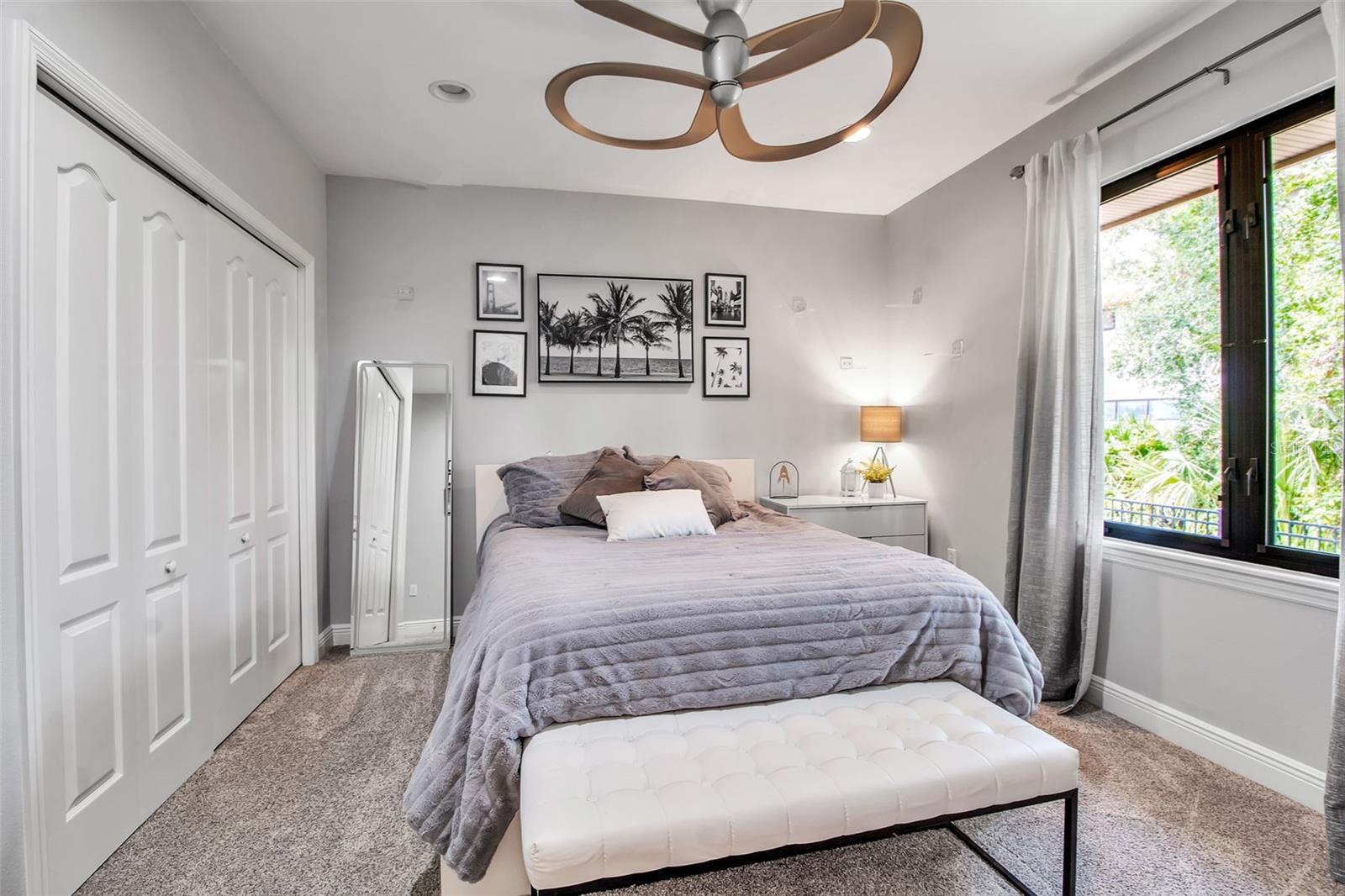 RIVER FOREST - Residential