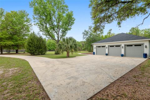 Tiny photo for 11551 SW 128th Avenue, Dunnellon, FL 34432 (MLS # OM721636)