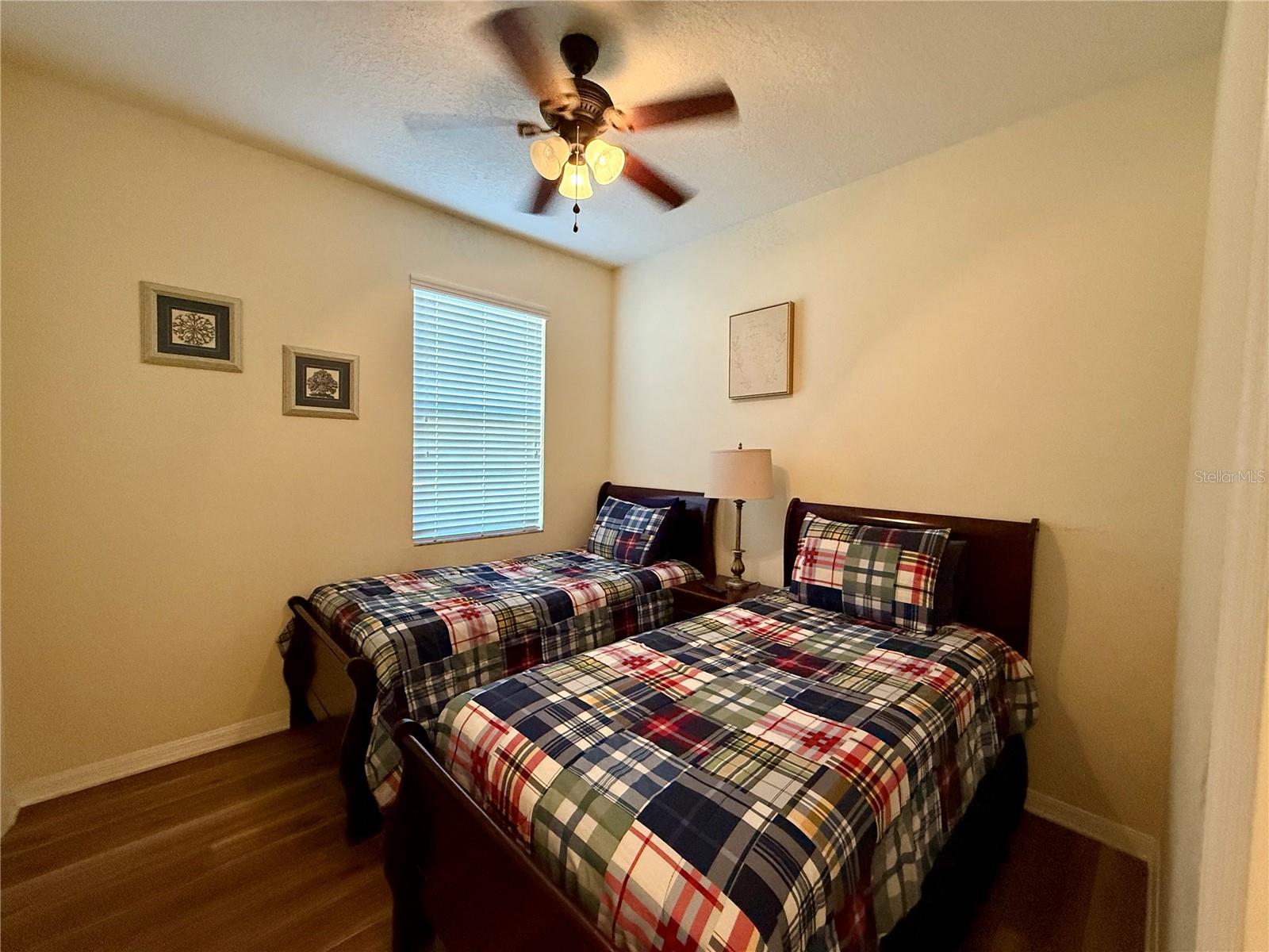 OAKWATER CONDO PH4 - Residential