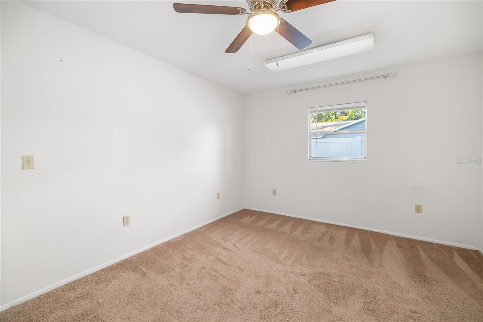 PINE LAKES SUB - Residential