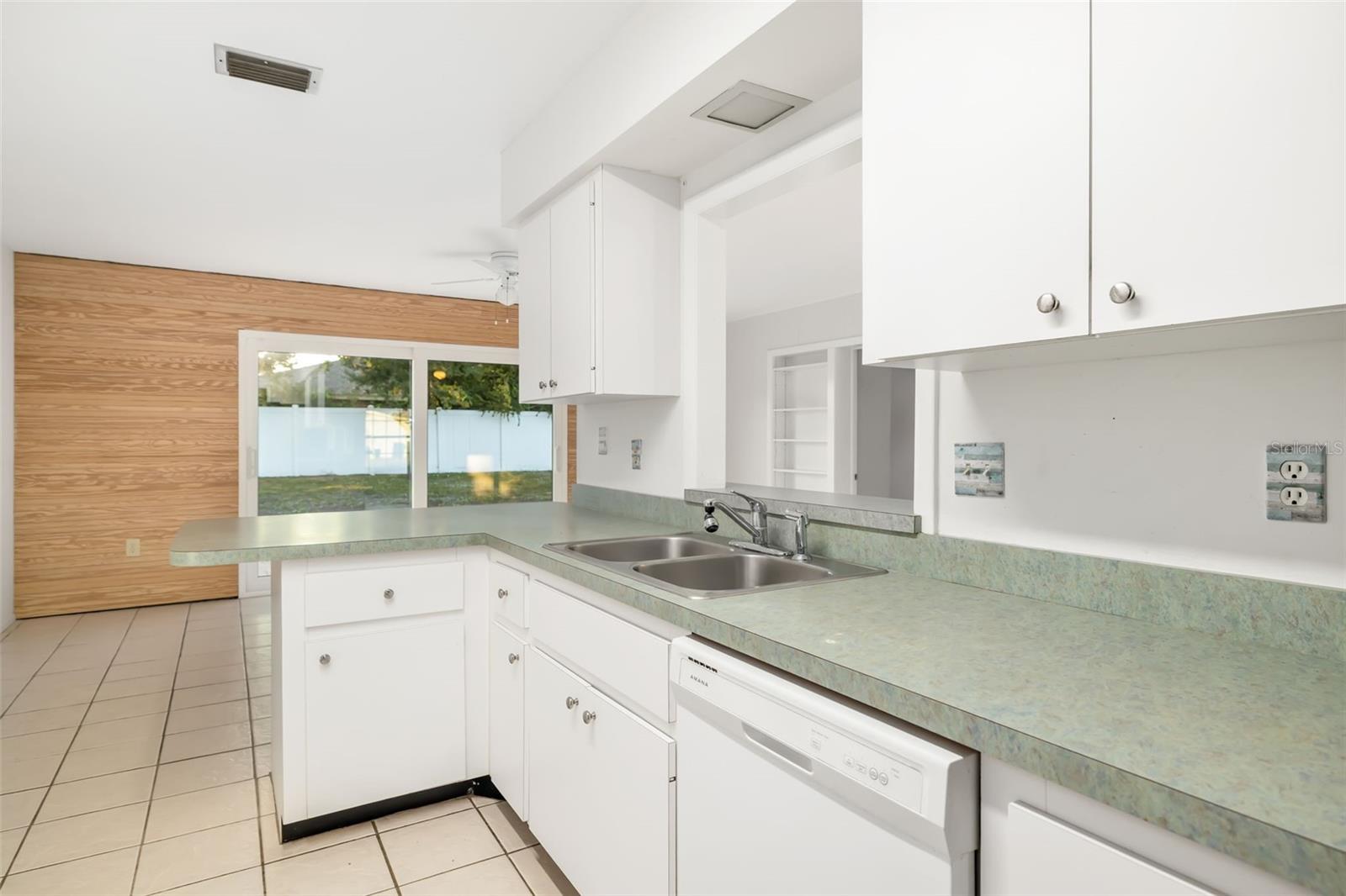 PINE LAKES SUB - Residential