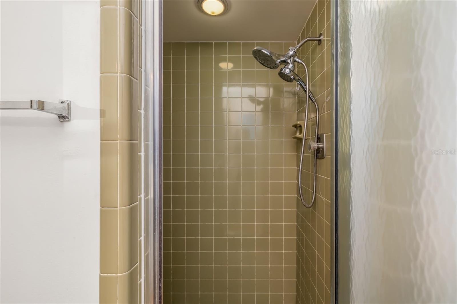 PINE LAKES SUB - Residential