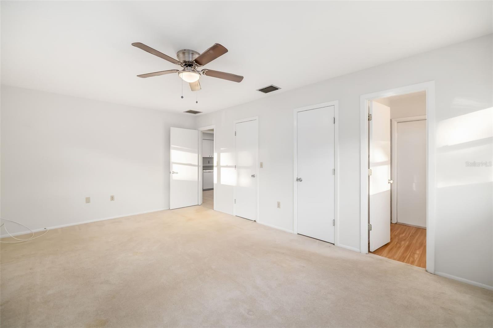 PINE LAKES SUB - Residential