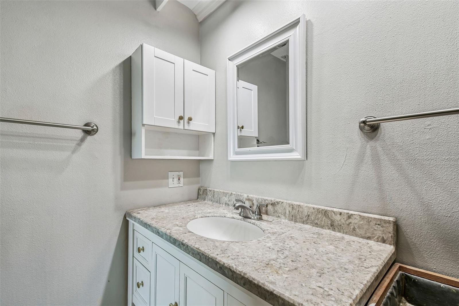 SOUTH PAULA POINT CONDO - Residential Lease