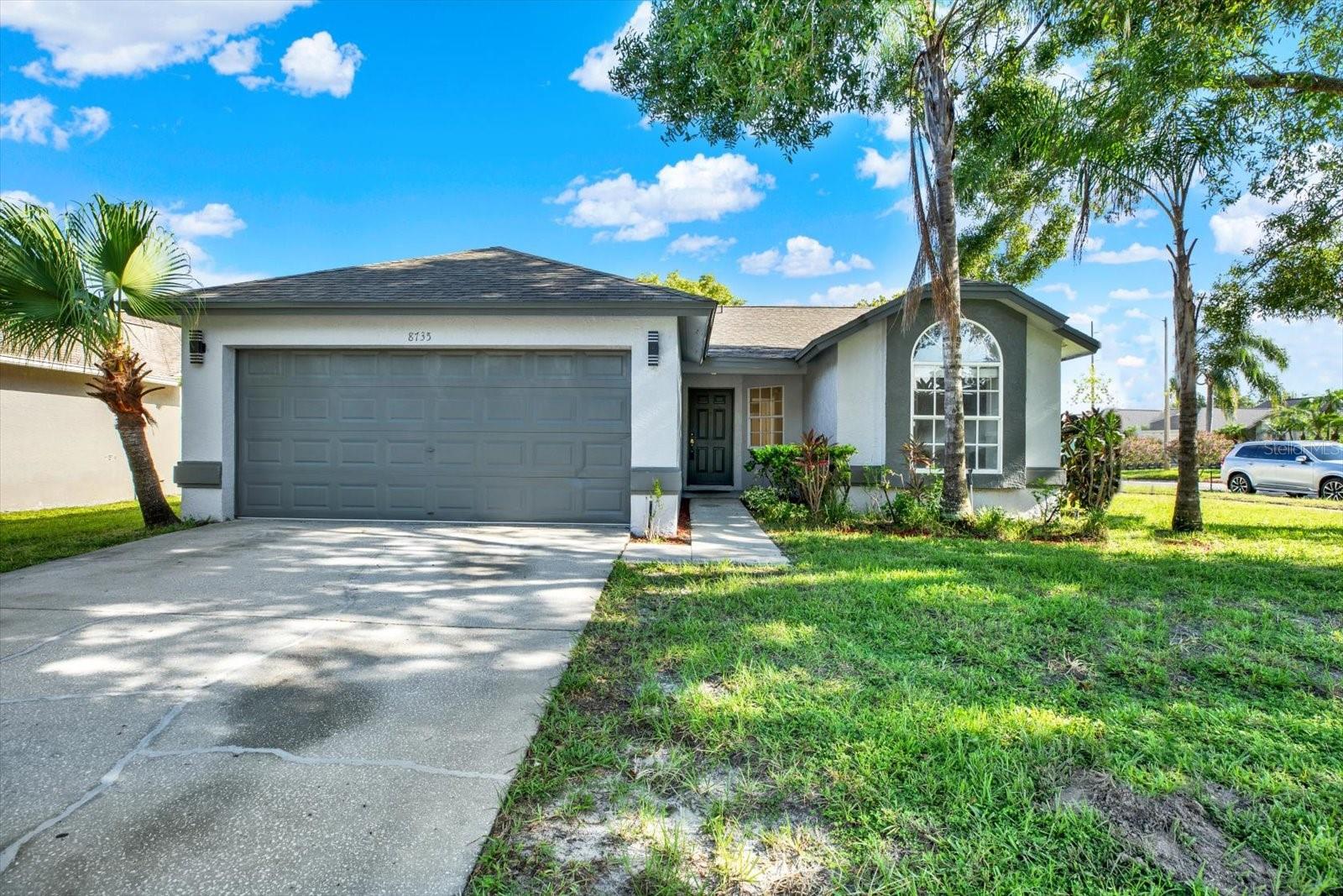 Beautifully updated 3BR/2BA home in desirable Fawn Ridge near Westchase. Recent 2025 upgrades include a brand-new A/C, interior & exterior paint, remodeled kitchen with quartz countertops, new dishwasher & range, and updated baths. Features include vaulted ceilings, open floor plan, split bedrooms, and durable flooring throughout. The primary suite offers dual sinks, quartz counters, and a large walk-in shower. Enjoy a fully fenced backyard, perfect for relaxing or pets. Prime location near Citrus Park Mall, Costco, Veteran’s Expressway, Tampa Airport, and Gulf beaches.