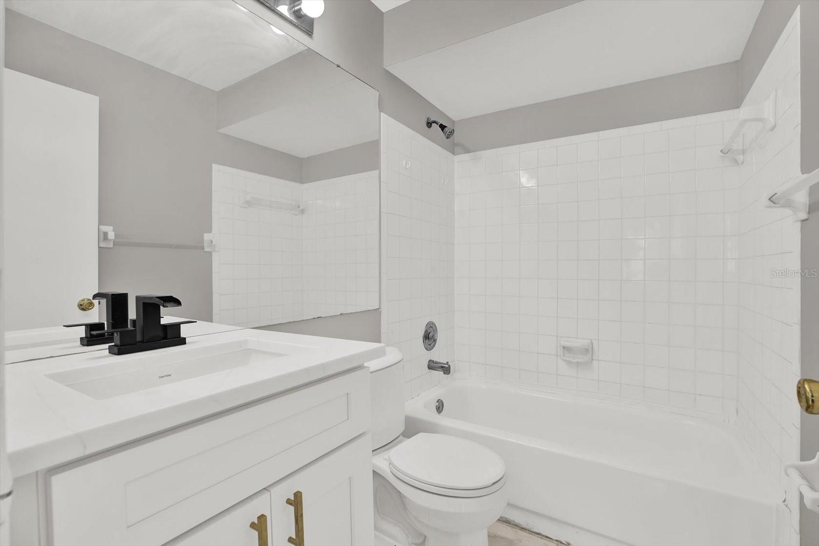 FAWN RIDGE VILLAGE C - Residential Lease