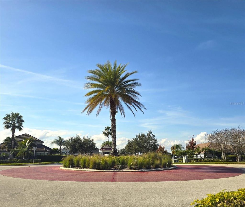 Photo of 103 Blazing Star Avenue, Lake Alfred, FL 33850 (MLS # L4958274)