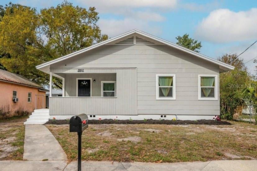 Discover your oasis in Sarasota! This spacious, single-family home has undergone a comprehensive remodel, including a new roof installed in 2024 and a brand new A/C unit installed in 2023. Step inside to discover the New Luxury Vinyl flooring throughout, complemented by fresh paint and new fixtures. The open concept kitchen showcases new cabinets, quartz countertops and beautiful stainless steel appliances
This stunning 3 bed 2 bath property is ready for you to move in with ease. Located in the heart of Sarasota, just minutes from fine dining, the Ringling College of Art and Design, Ringling Museum, the Sarasota Opera House, Sarasota Airport and swift access to beaches like Anna Maria Island and Siesta Key
This property won’t last long, schedule your tour today