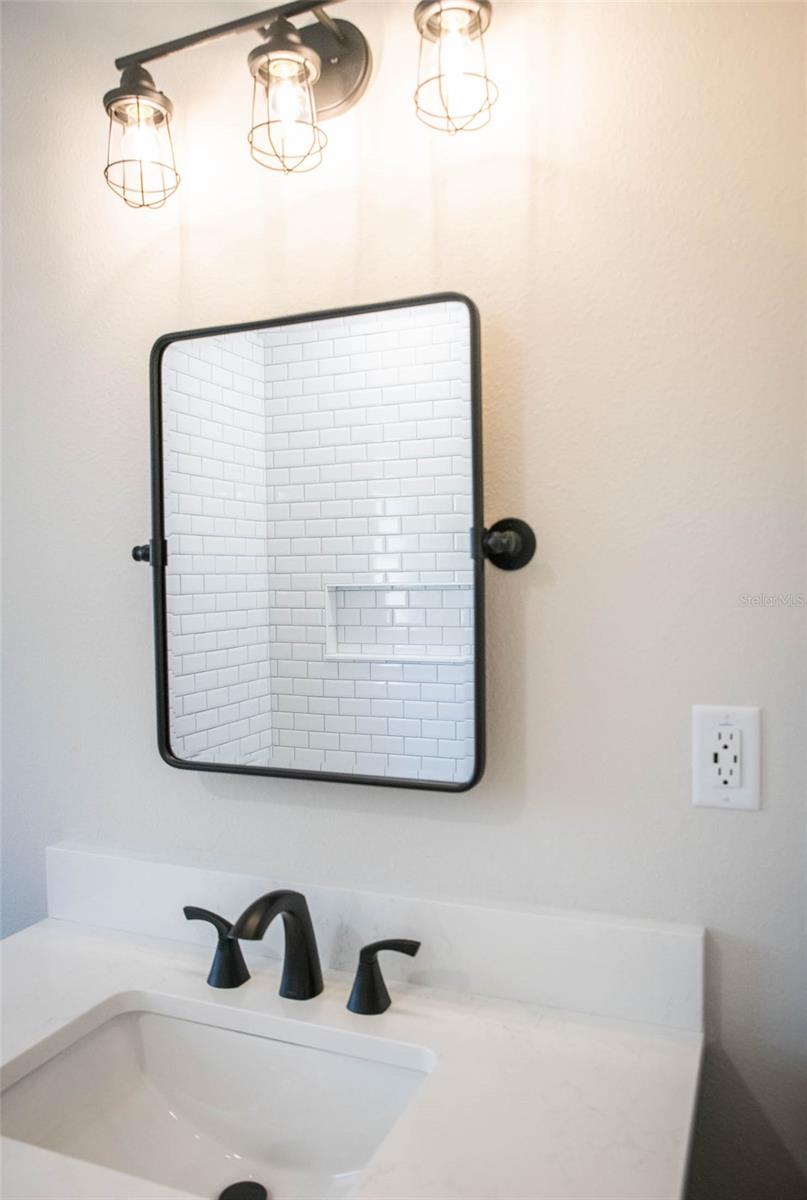 ROYAL HIGHLANDS - Residential