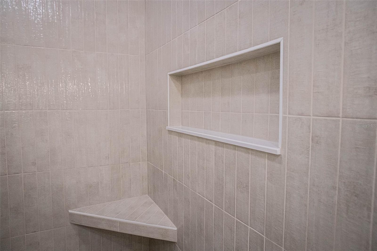 ROYAL HIGHLANDS - Residential