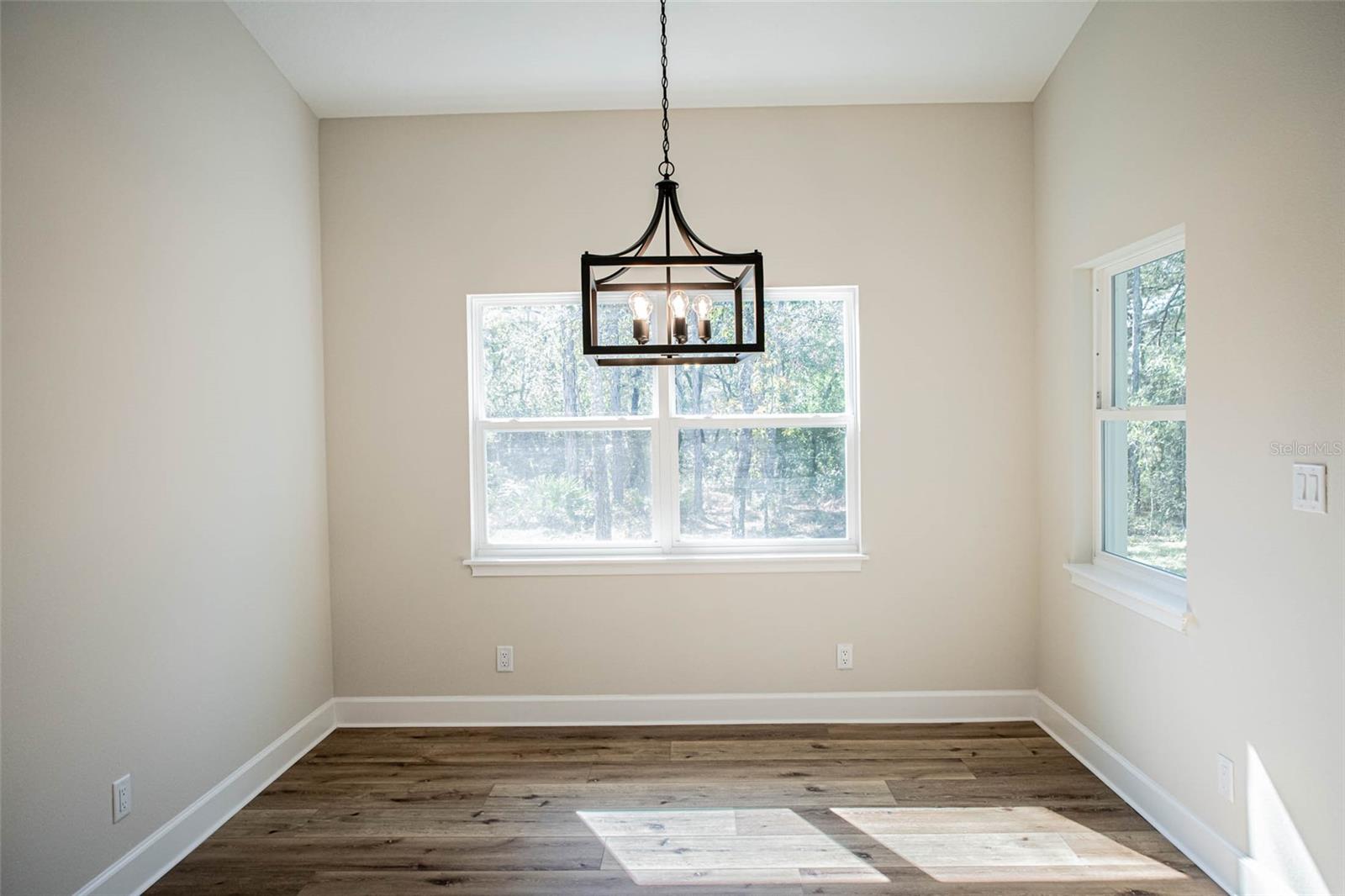 ROYAL HIGHLANDS - Residential