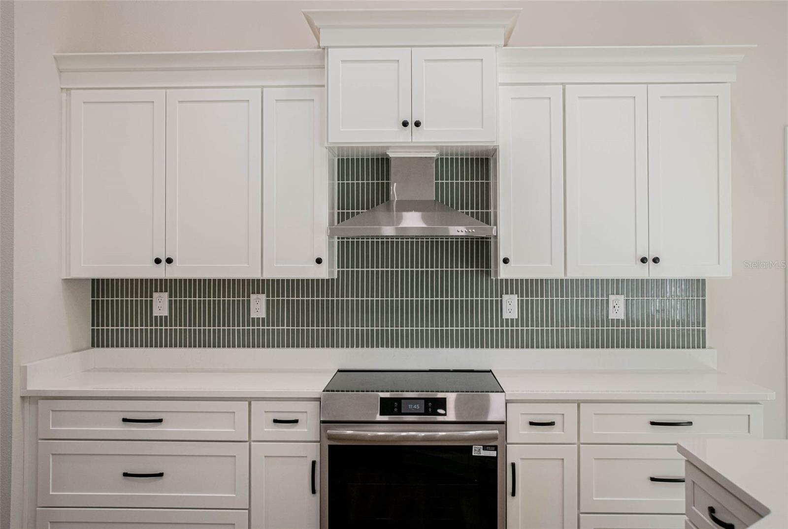 ROYAL HIGHLANDS - Residential