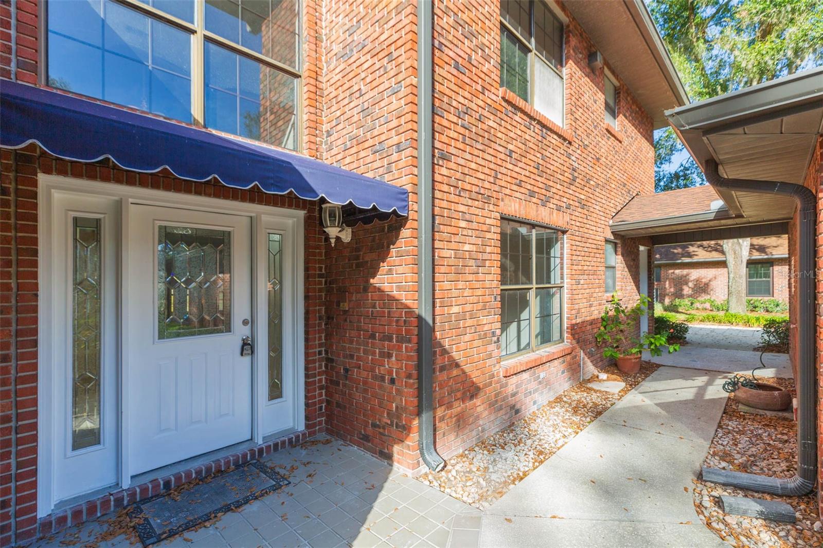 SILVER OAKS PH 01 - Residential