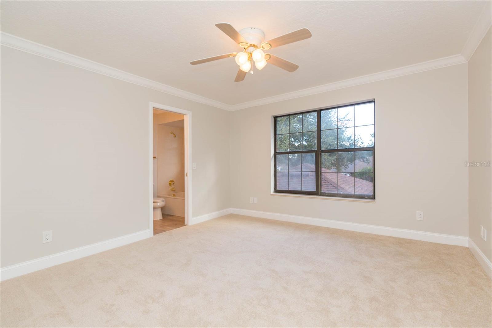 SILVER OAKS PH 01 - Residential