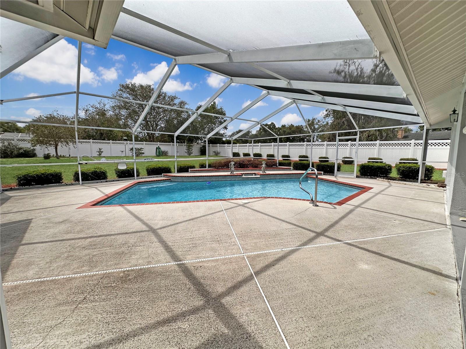 RIVER COUNTRY ESTATES - Residential