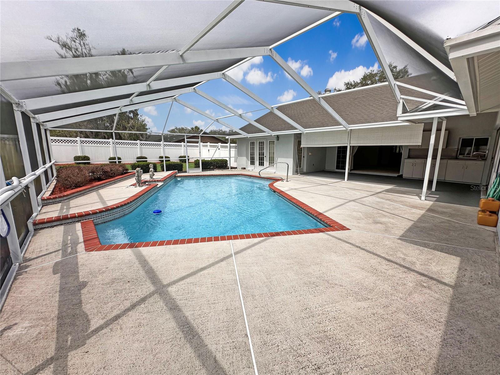 RIVER COUNTRY ESTATES - Residential
