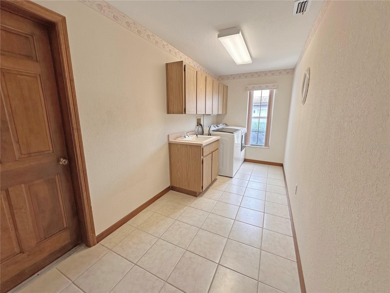RIVER COUNTRY ESTATES - Residential