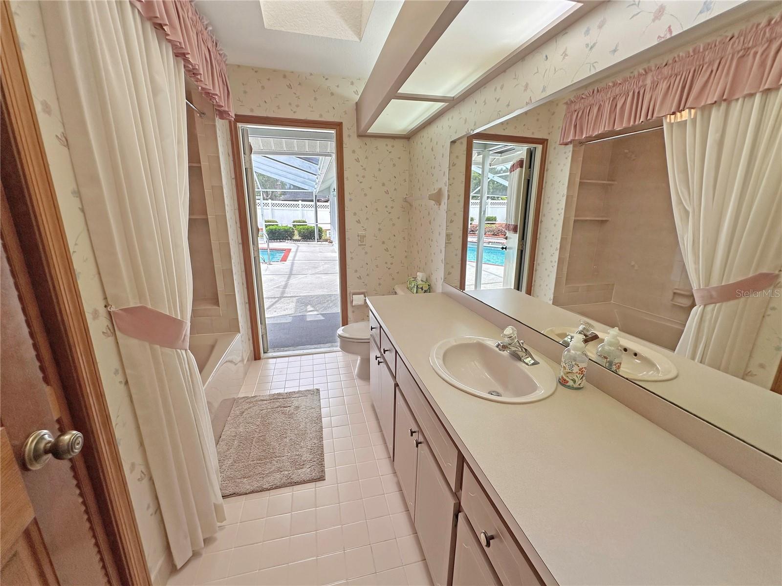 RIVER COUNTRY ESTATES - Residential