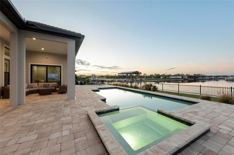 A home in PALMETTO