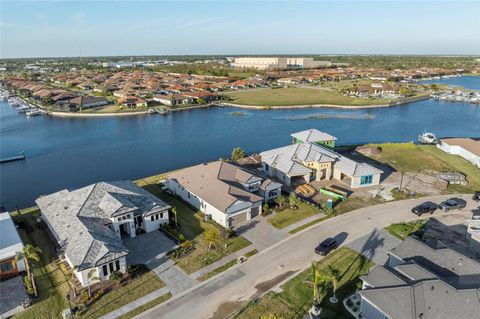 A home in PALMETTO