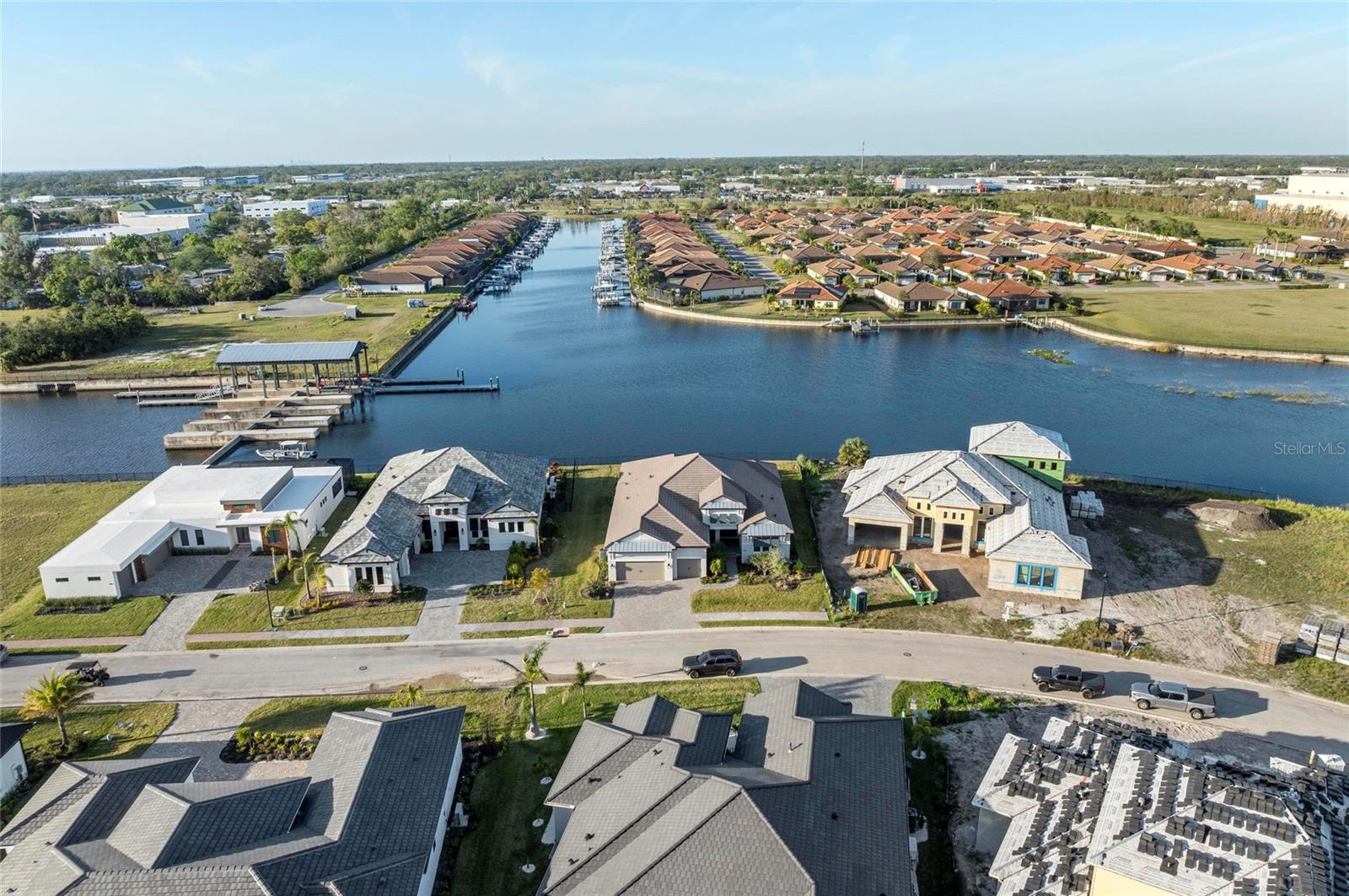 SANCTUARY COVE - Residential