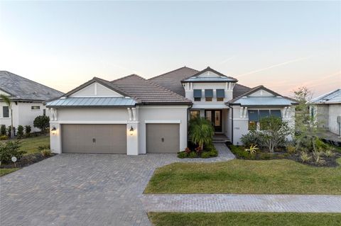 A home in PALMETTO