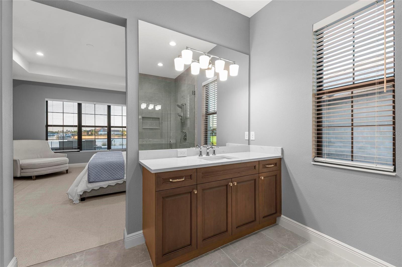 SANCTUARY COVE - Residential