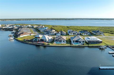 A home in PALMETTO