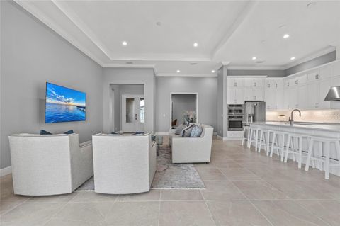 A home in PALMETTO