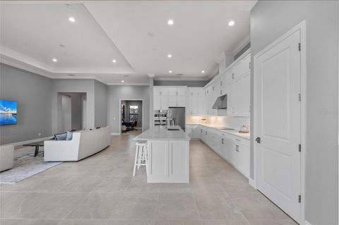 A home in PALMETTO