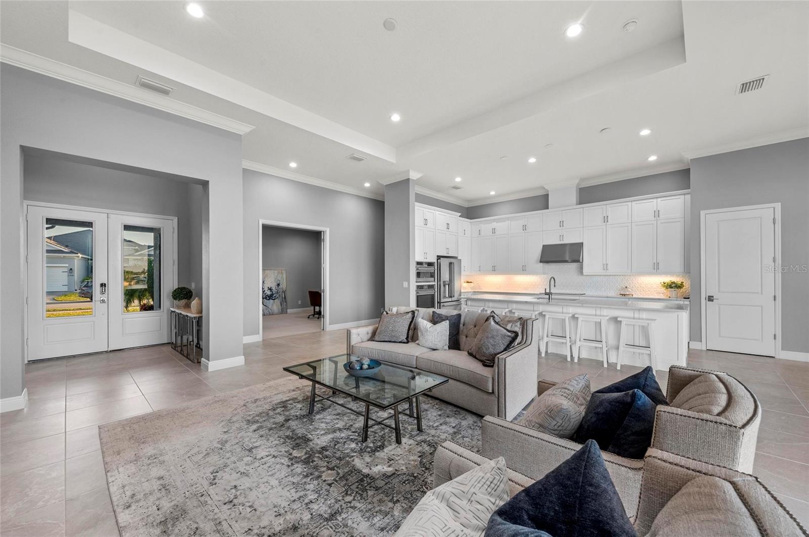 SANCTUARY COVE - Residential