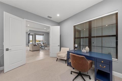 A home in PALMETTO