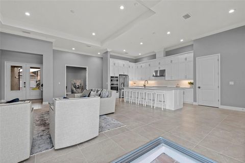 A home in PALMETTO