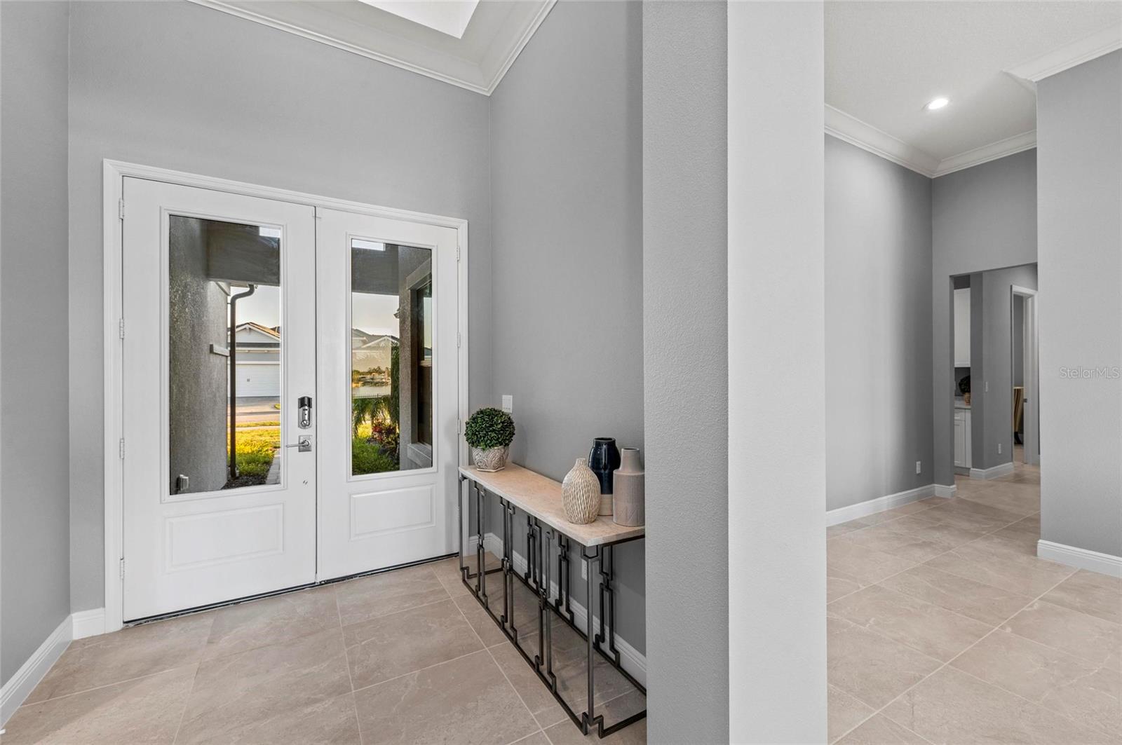 SANCTUARY COVE - Residential