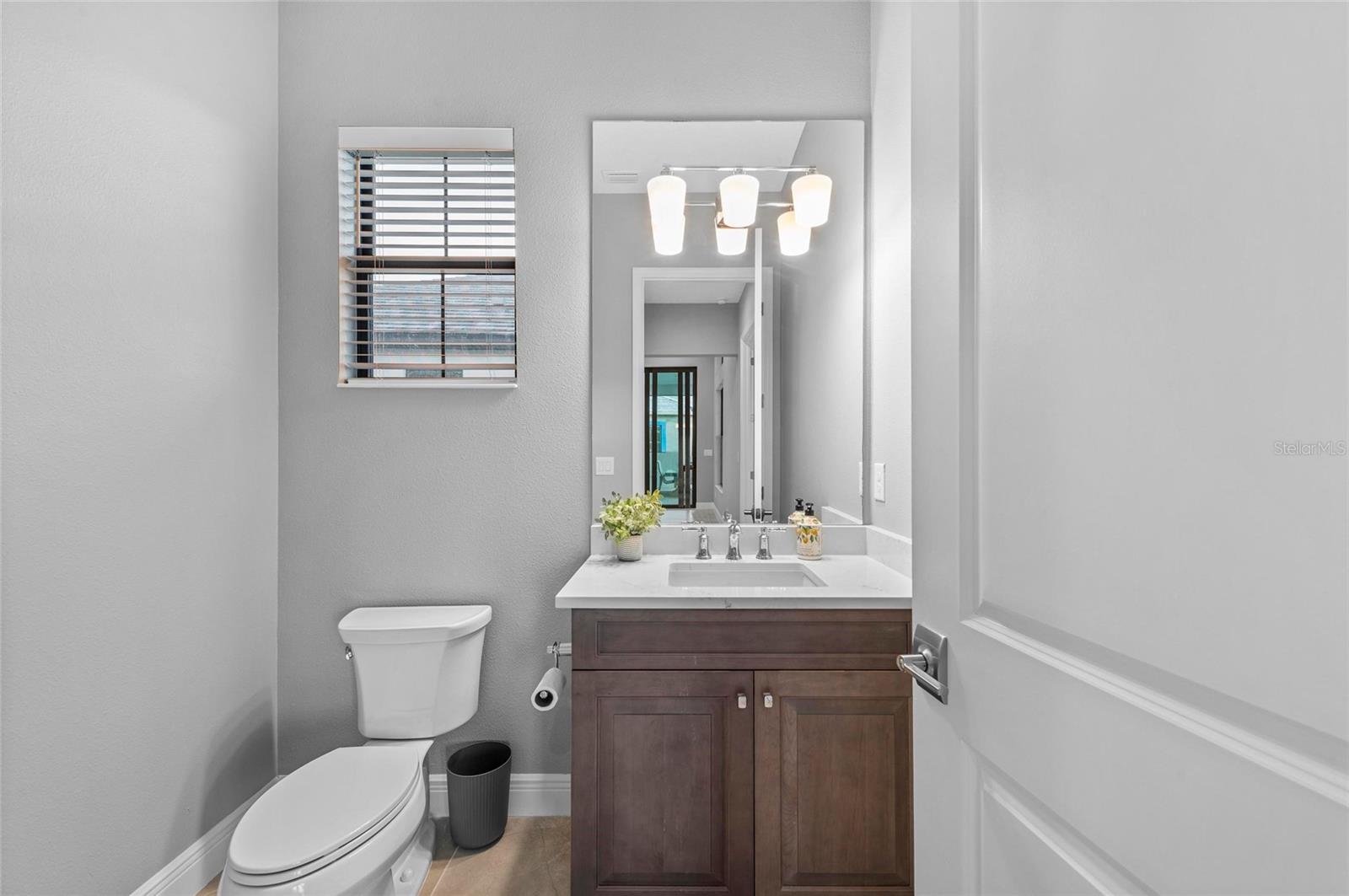 SANCTUARY COVE - Residential