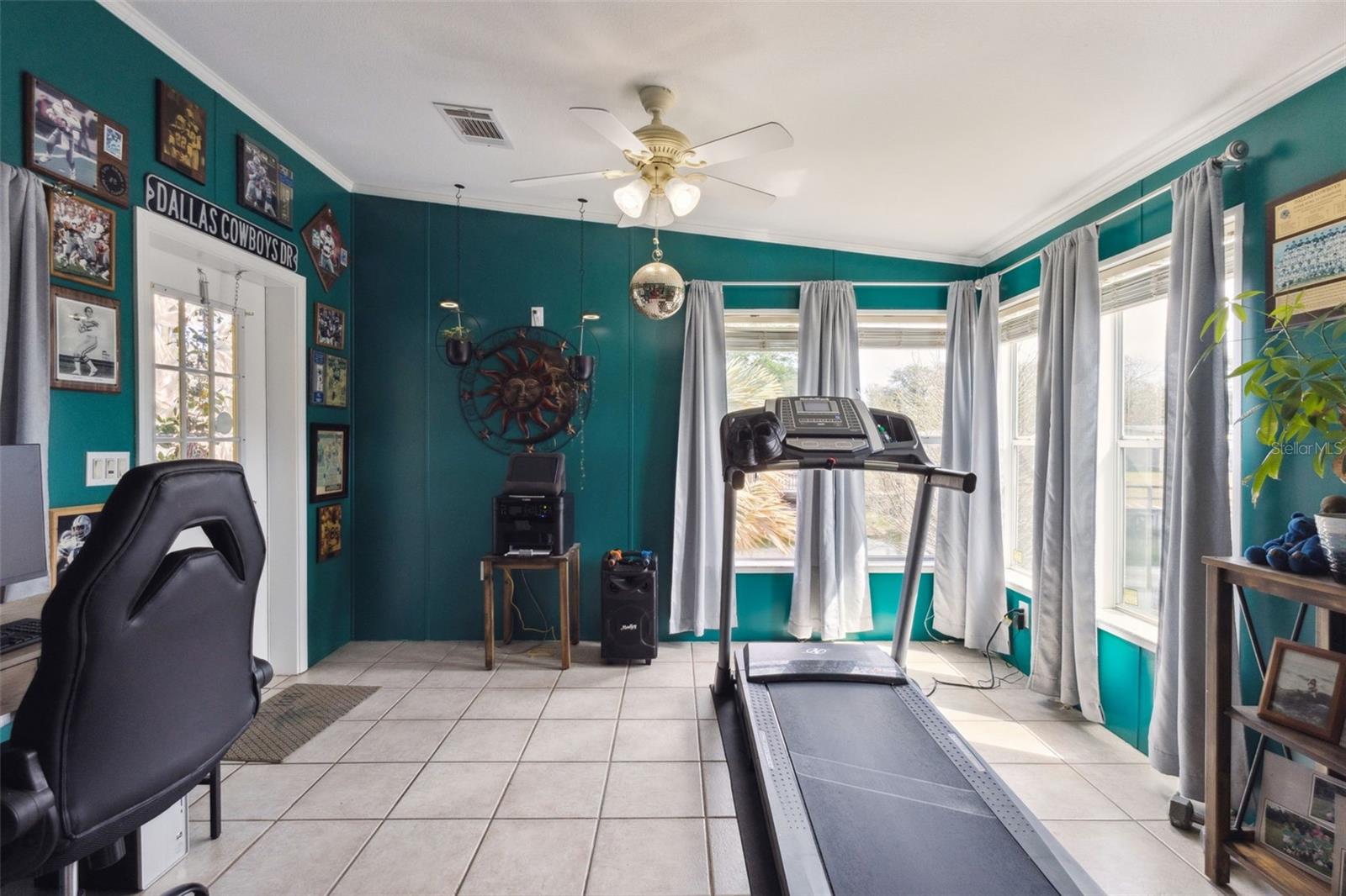 EAST LAKE HARRIS ESTATES - Residential