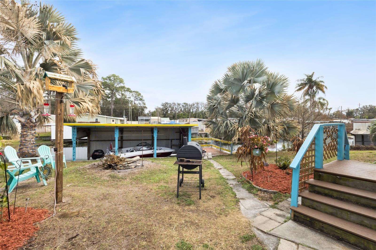 EAST LAKE HARRIS ESTATES - Residential