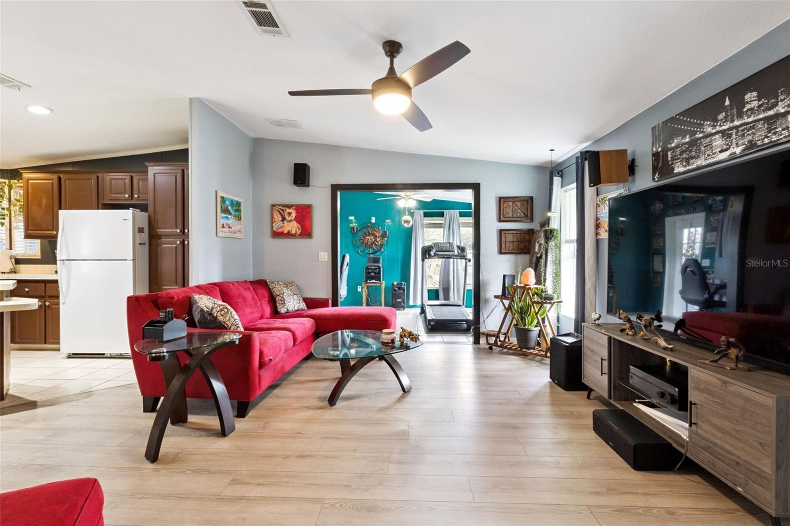 EAST LAKE HARRIS ESTATES - Residential