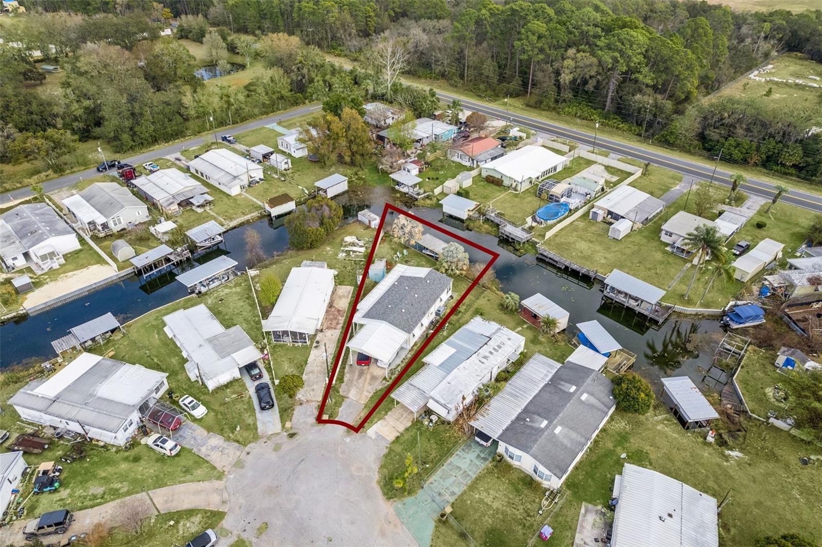 EAST LAKE HARRIS ESTATES - Residential