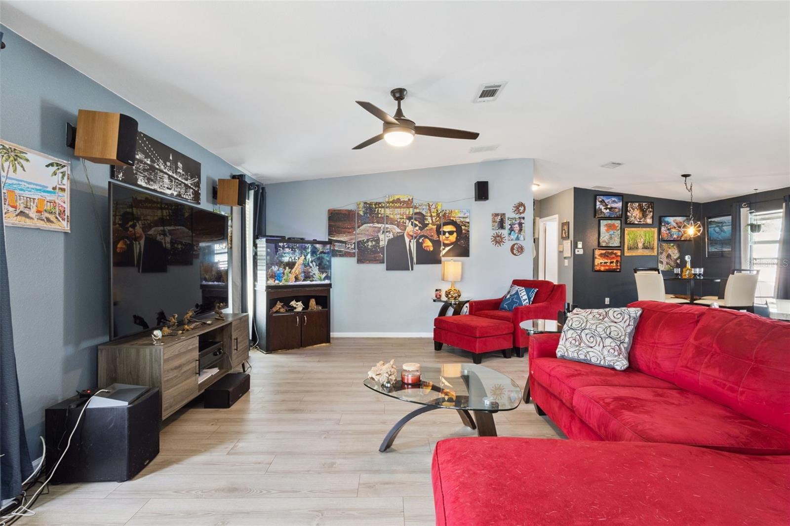 EAST LAKE HARRIS ESTATES - Residential